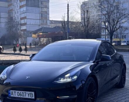 Черный Тесла Модель 3, объемом двигателя 0 л и пробегом 57 тыс. км за 23700 $, фото 1 на Automoto.ua