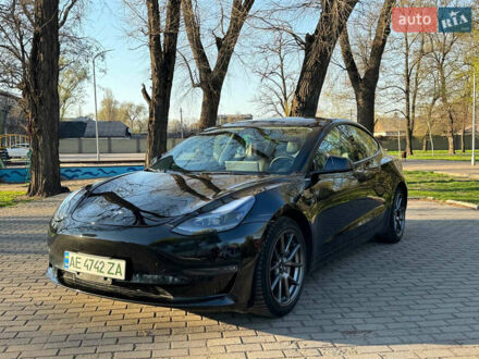 Тесла Модель 3 2021 у Кам'янське (Дніпродзержинськ) на Automoto.ua Чорний Тесла Модель 3, об'ємом двигуна 0 л та пробігом 75 тис. км за 20450 $, фото 1 на Automoto.ua