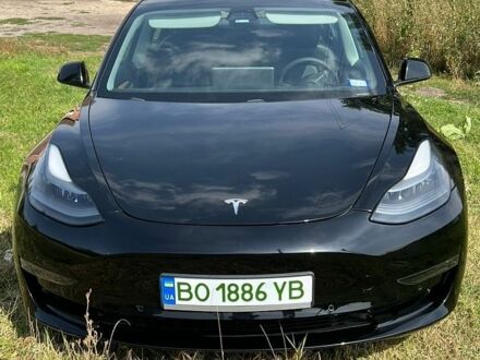 Чорний Тесла Модель 3, об'ємом двигуна 0 л та пробігом 62 тис. км за 18800 $, фото 1 на Automoto.ua