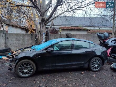 Чорний Тесла Модель 3, об'ємом двигуна 0 л та пробігом 95 тис. км за 11300 $, фото 1 на Automoto.ua