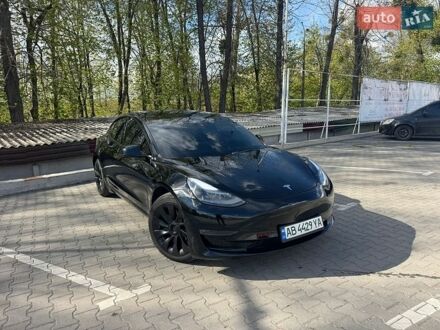 Черный Тесла Модель 3, объемом двигателя 0 л и пробегом 63 тыс. км за 21000 $, фото 1 на Automoto.ua