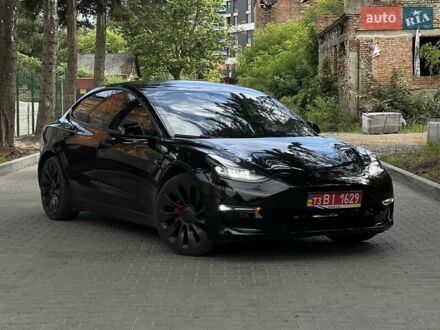 Тесла Модель 3 2022 в Львове на Automoto.ua Черный Тесла Модель 3, объемом двигателя 0 л и пробегом 75 тыс. км за 27500 $, фото 1 на Automoto.ua