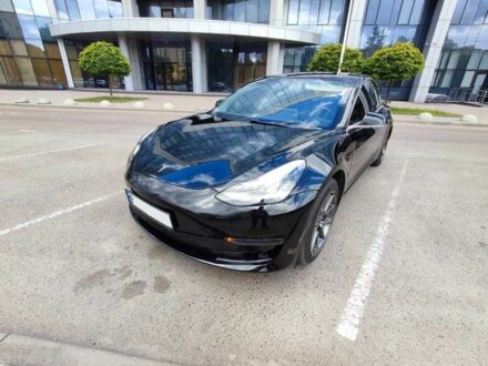 Черный Тесла Модель 3, объемом двигателя 0 л и пробегом 64 тыс. км за 14900 $, фото 1 на Automoto.ua