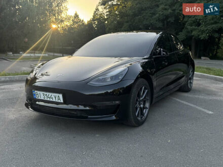 Тесла Модель 3 2022 у Полтаві на Automoto.ua Чорний Тесла Модель 3, об'ємом двигуна 0 л та пробігом 25 тис. км за 22000 $, фото 1 на Automoto.ua