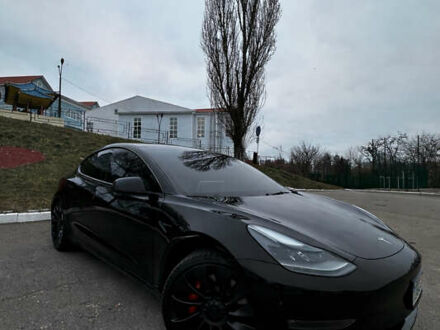 Чорний Тесла Модель 3, об'ємом двигуна 0 л та пробігом 43 тис. км за 27800 $, фото 1 на Automoto.ua