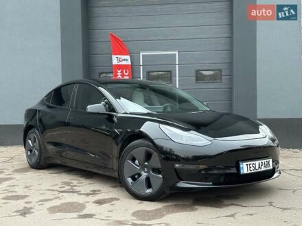 Тесла Модель 3 2022 в Киеве на Automoto.ua Черный Тесла Модель 3, объемом двигателя 0 л и пробегом 36 тыс. км за 24999 $, фото 1 на Automoto.ua