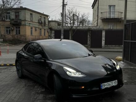 Чорний Тесла Модель 3, об'ємом двигуна 0 л та пробігом 84 тис. км за 20000 $, фото 1 на Automoto.ua