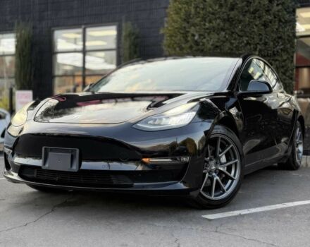 Черный Тесла Модель 3, объемом двигателя 0 л и пробегом 18 тыс. км за 10500 $, фото 1 на Automoto.ua