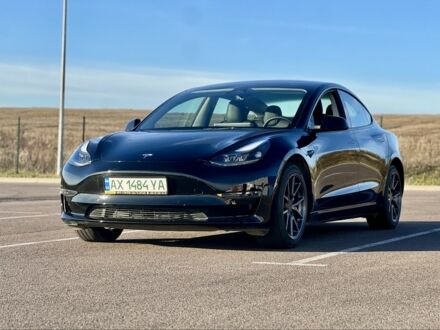 Чорний Тесла Модель 3, об'ємом двигуна 0 л та пробігом 14 тис. км за 19999 $, фото 1 на Automoto.ua
