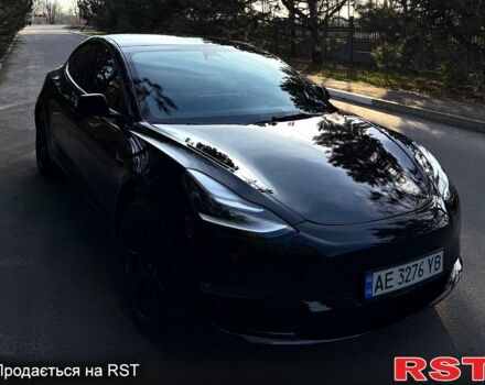 Чорний Тесла Модель 3, об'ємом двигуна 55 л та пробігом 161 тис. км за 16999 $, фото 1 на Automoto.ua