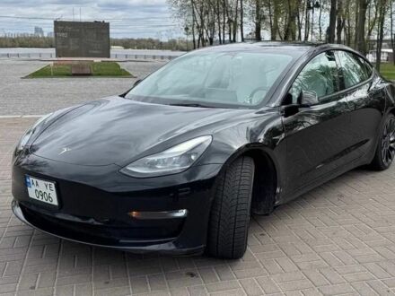 Чорний Тесла Модель 3, об'ємом двигуна 0 л та пробігом 52 тис. км за 21681 $, фото 1 на Automoto.ua