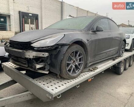 Черный Тесла Модель 3, объемом двигателя 0 л и пробегом 78 тыс. км за 17000 $, фото 1 на Automoto.ua
