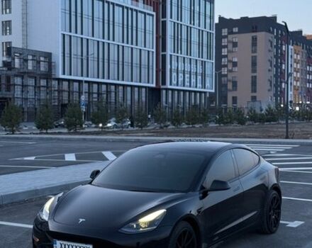 Черный Тесла Модель 3, объемом двигателя 0 л и пробегом 176 тыс. км за 17900 $, фото 1 на Automoto.ua