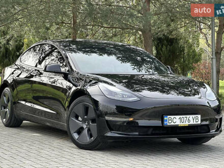 Тесла Модель 3 2023 в Ивано-Франковске на Automoto.ua Черный Тесла Модель 3, объемом двигателя 0 л и пробегом 29 тыс. км за 18500 $, фото 1 на Automoto.ua