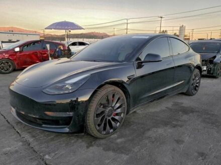 Черный Тесла Модель 3, объемом двигателя 0 л и пробегом 39 тыс. км за 10000 $, фото 1 на Automoto.ua