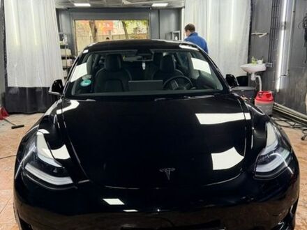 Черный Тесла Модель 3, объемом двигателя 0 л и пробегом 44 тыс. км за 23500 $, фото 1 на Automoto.ua