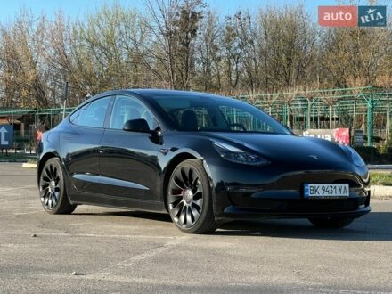 Черный Тесла Модель 3, объемом двигателя 0 л и пробегом 44 тыс. км за 29900 $, фото 1 на Automoto.ua
