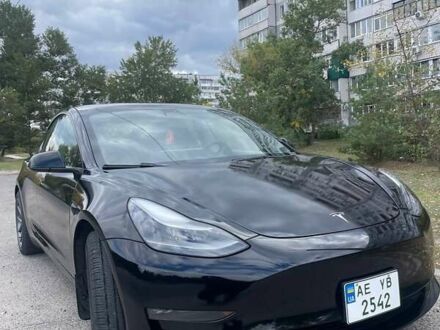 Тесла Модель 3 2023 в Каменское - Днепродзержинск на Automoto.ua Черный Тесла Модель 3, объемом двигателя 0 л и пробегом 73 тыс. км за 19000 $, фото 1 на Automoto.ua