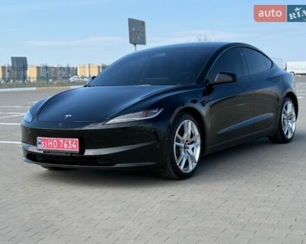 Черный Тесла Модель 3, объемом двигателя 0 л и пробегом 30 тыс. км за 26500 $, фото 1 на Automoto.ua