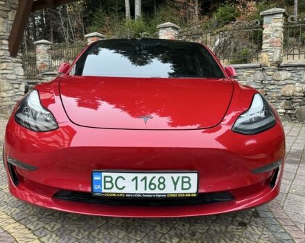 Красный Тесла Модель 3, объемом двигателя 0 л и пробегом 129 тыс. км за 20500 $, фото 4 на Automoto.ua