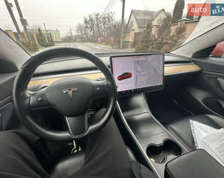 Червоний Тесла Модель 3, об'ємом двигуна 0 л та пробігом 92 тис. км за 15200 $, фото 18 на Automoto.ua