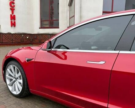 Красный Тесла Модель 3, объемом двигателя 0 л и пробегом 112 тыс. км за 16500 $, фото 28 на Automoto.ua