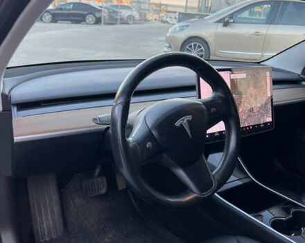 Червоний Тесла Модель 3, об'ємом двигуна 0 л та пробігом 130 тис. км за 18600 $, фото 18 на Automoto.ua