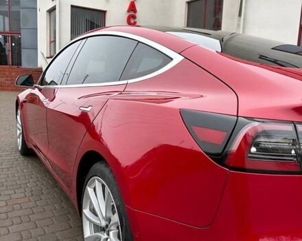 Красный Тесла Модель 3, объемом двигателя 0 л и пробегом 112 тыс. км за 16500 $, фото 30 на Automoto.ua