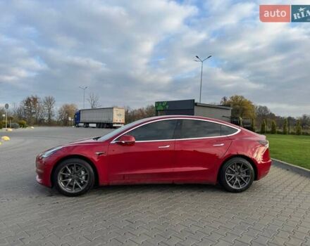 Красный Тесла Модель 3, объемом двигателя 0 л и пробегом 68 тыс. км за 17900 $, фото 1 на Automoto.ua