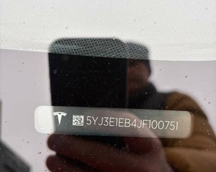 Красный Тесла Модель 3, объемом двигателя 0 л и пробегом 112 тыс. км за 16500 $, фото 54 на Automoto.ua