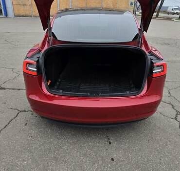 Красный Тесла Модель 3, объемом двигателя 0 л и пробегом 148 тыс. км за 17200 $, фото 12 на Automoto.ua