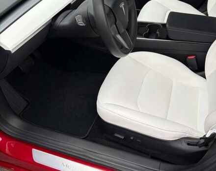 Красный Тесла Модель 3, объемом двигателя 0 л и пробегом 112 тыс. км за 16500 $, фото 56 на Automoto.ua