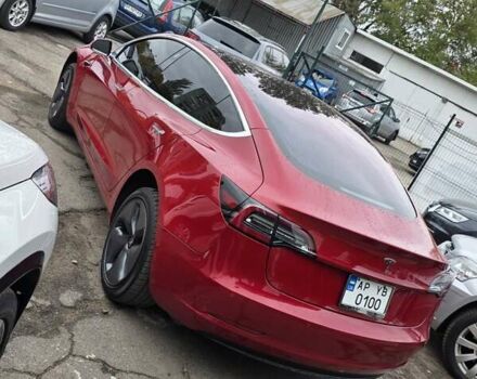 Красный Тесла Модель 3, объемом двигателя 0 л и пробегом 69 тыс. км за 18300 $, фото 3 на Automoto.ua