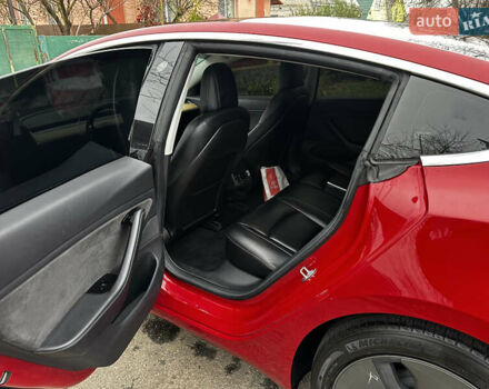 Красный Тесла Модель 3, объемом двигателя 0 л и пробегом 255 тыс. км за 13700 $, фото 12 на Automoto.ua