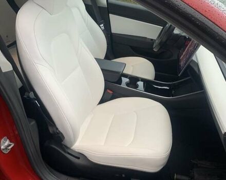 Красный Тесла Модель 3, объемом двигателя 0 л и пробегом 163 тыс. км за 17000 $, фото 3 на Automoto.ua