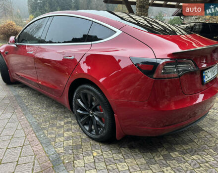 Красный Тесла Модель 3, объемом двигателя 0 л и пробегом 129 тыс. км за 20999 $, фото 9 на Automoto.ua