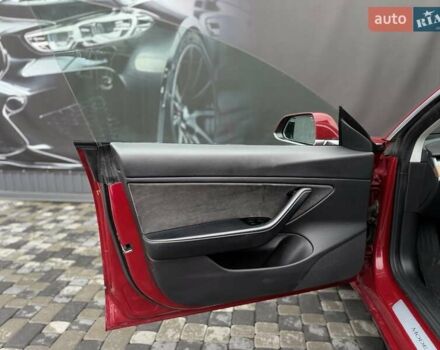 Червоний Тесла Модель 3, об'ємом двигуна 0 л та пробігом 164 тис. км за 14300 $, фото 17 на Automoto.ua