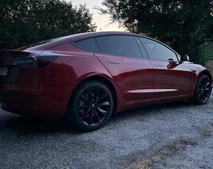 Червоний Тесла Модель 3, об'ємом двигуна 0 л та пробігом 90 тис. км за 16499 $, фото 49 на Automoto.ua