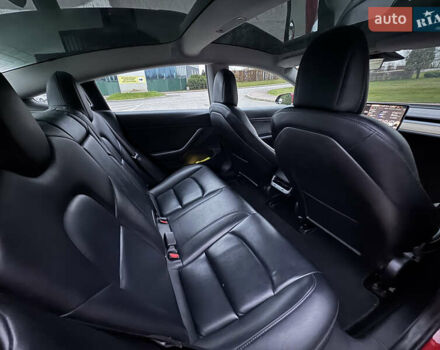 Красный Тесла Модель 3, объемом двигателя 0 л и пробегом 178 тыс. км за 16499 $, фото 11 на Automoto.ua