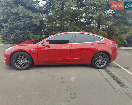 Червоний Тесла Модель 3, об'ємом двигуна 0 л та пробігом 123 тис. км за 16700 $, фото 69 на Automoto.ua