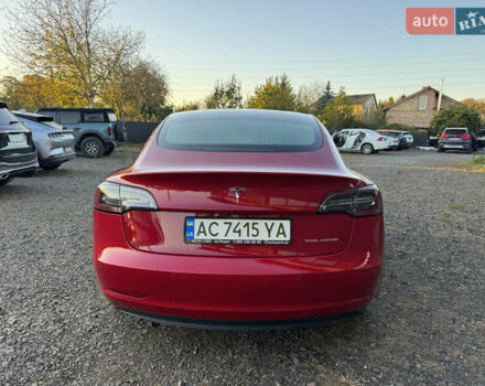 Тесла Модель 3 2018 в Луцке на Automoto.ua Красный Тесла Модель 3, объемом двигателя 0 л и пробегом 137 тыс. км за 17200 $, фото 17 на Automoto.ua