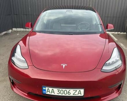 Красный Тесла Модель 3, объемом двигателя 0 л и пробегом 88 тыс. км за 30000 $, фото 2 на Automoto.ua