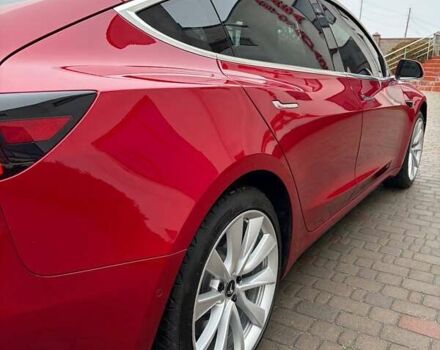 Красный Тесла Модель 3, объемом двигателя 0 л и пробегом 112 тыс. км за 16500 $, фото 5 на Automoto.ua