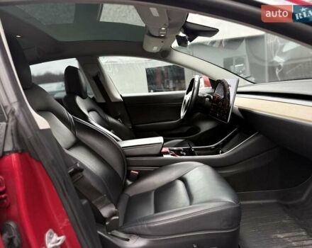 Червоний Тесла Модель 3, об'ємом двигуна 0 л та пробігом 164 тис. км за 14300 $, фото 31 на Automoto.ua