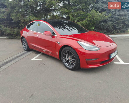 Червоний Тесла Модель 3, об'ємом двигуна 0 л та пробігом 123 тис. км за 16700 $, фото 44 на Automoto.ua