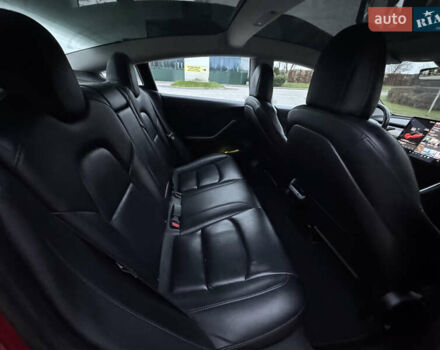 Красный Тесла Модель 3, объемом двигателя 0 л и пробегом 178 тыс. км за 16499 $, фото 10 на Automoto.ua