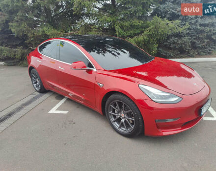 Червоний Тесла Модель 3, об'ємом двигуна 0 л та пробігом 123 тис. км за 16700 $, фото 1 на Automoto.ua