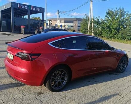 Червоний Тесла Модель 3, об'ємом двигуна 0 л та пробігом 135 тис. км за 20100 $, фото 28 на Automoto.ua