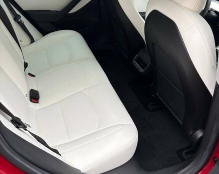 Красный Тесла Модель 3, объемом двигателя 0 л и пробегом 112 тыс. км за 16500 $, фото 42 на Automoto.ua