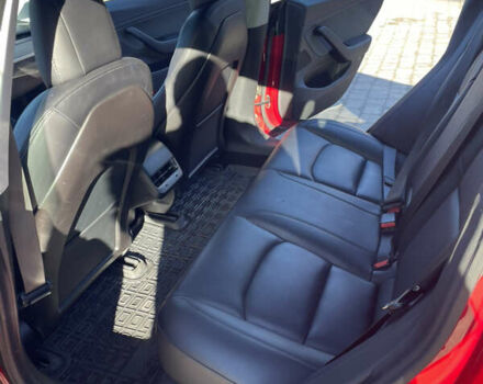 Красный Тесла Модель 3, объемом двигателя 0 л и пробегом 46 тыс. км за 15499 $, фото 22 на Automoto.ua